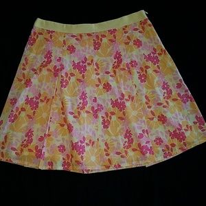 Cheerful Floral Print Skirt
